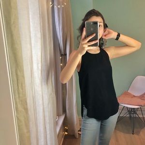 Aritzia Wilfred Free Tank Top/Blouse